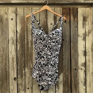 Torrid Triangle Pattern One Piece Push Up Swimsuit